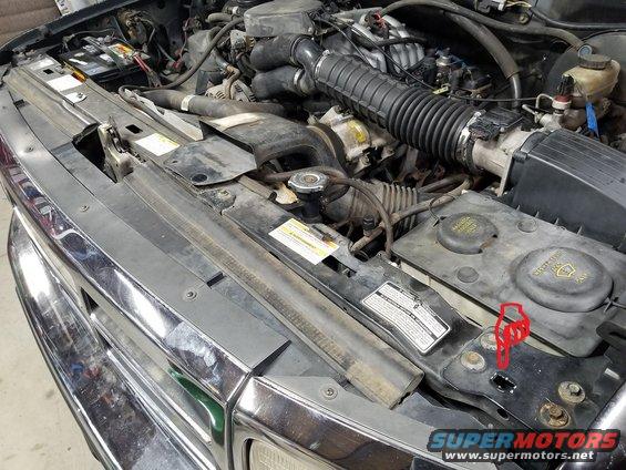 20200220_134650.jpg Left hood stop bolt missing