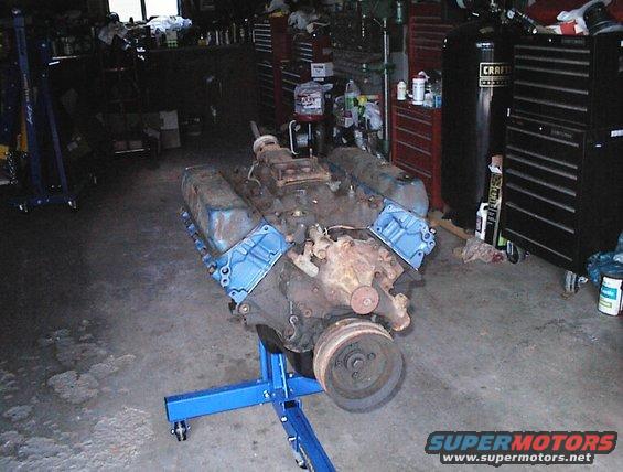 dsc00017.jpg lookin at the 460 from the front