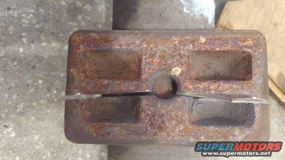 2.jpg cut it entirely though near the middle by using the recessed areas to minimize effort. 