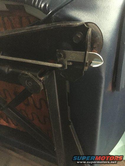 pass_seat_2.jpg Passenger Seat 2