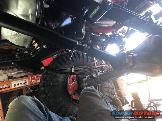 1992 Jeep Wrangler undercarriage showing leaf springs, driveshaft, and differential