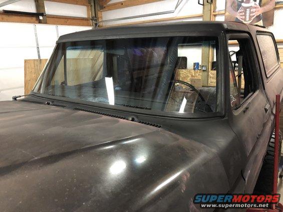 img_75621.jpg New windshield installed