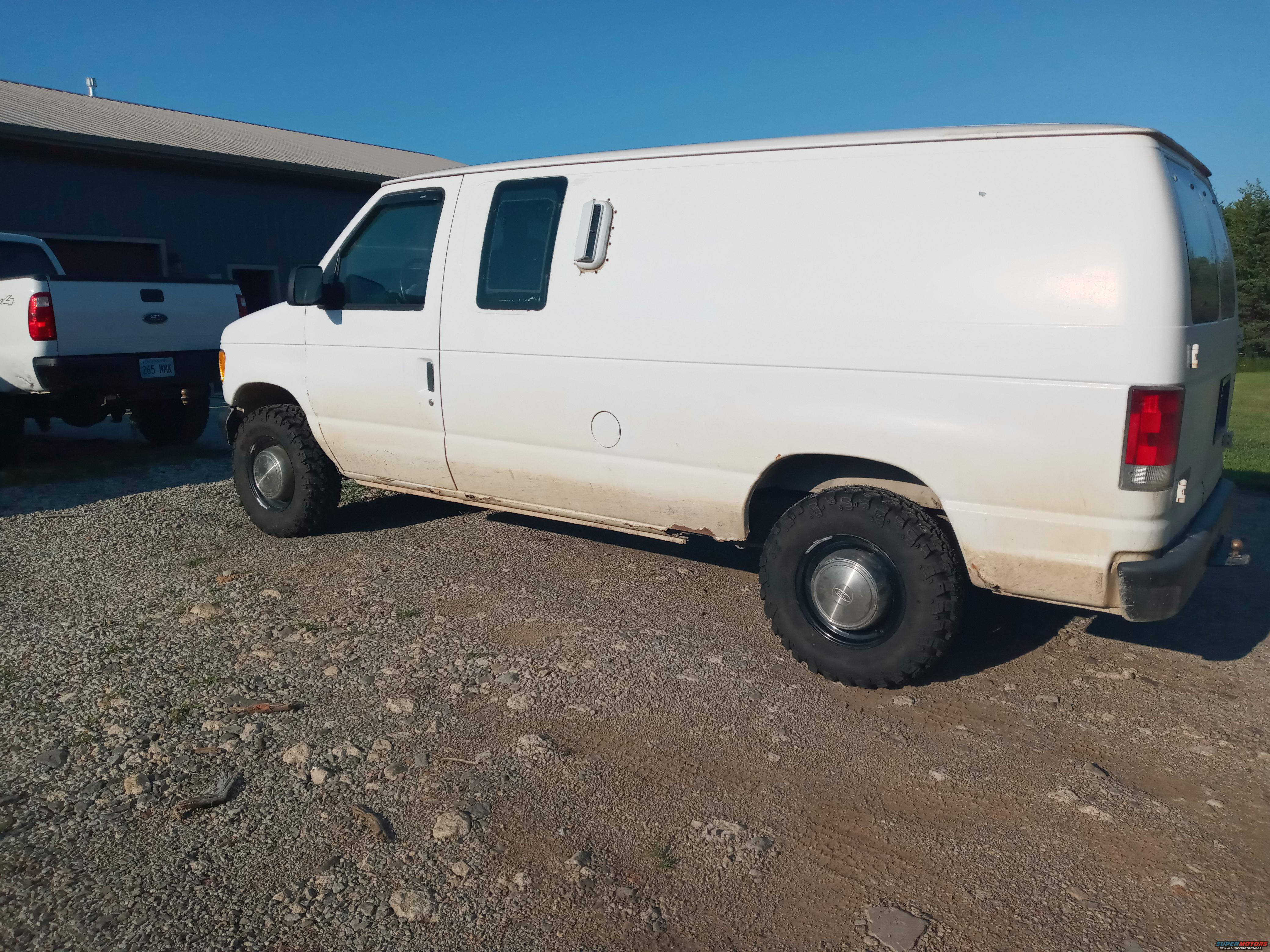 Ford E-250