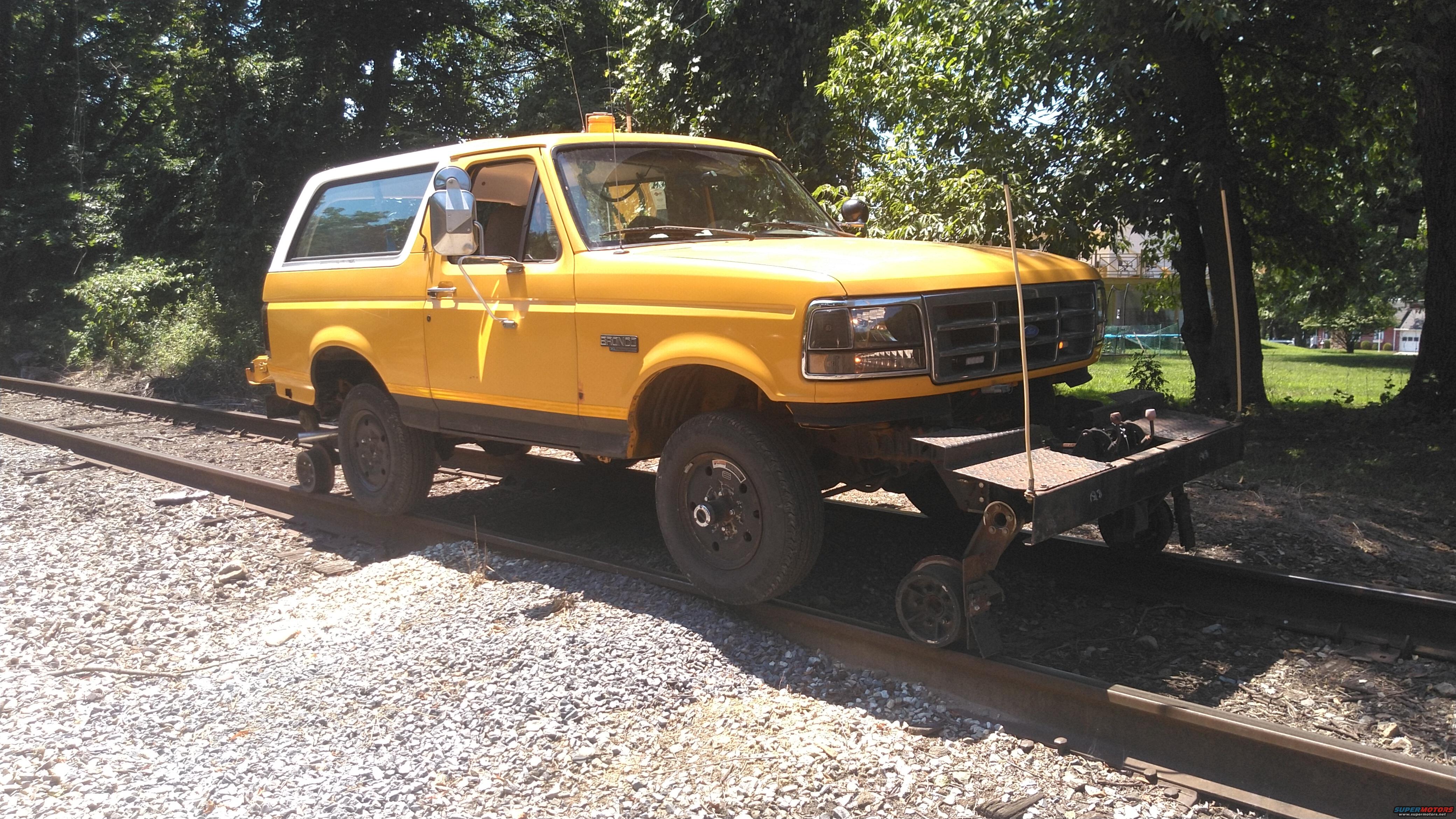 1996 Ford Bronco photo