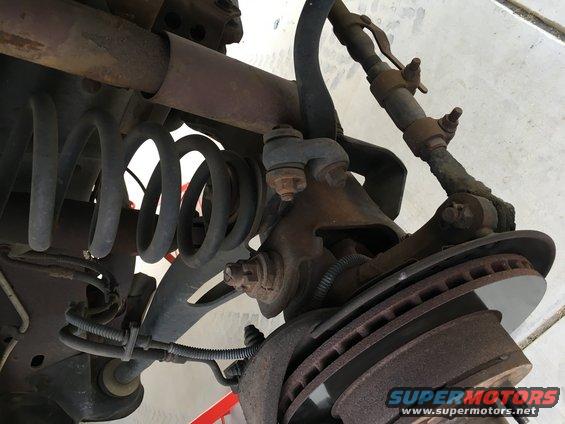 05-front-passenger-side-pre-lift.jpg