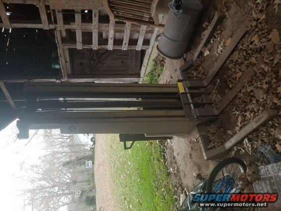 20201206_164348.jpg Forklift