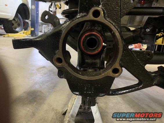 Jeep Cherokee front suspension knuckle with bearing