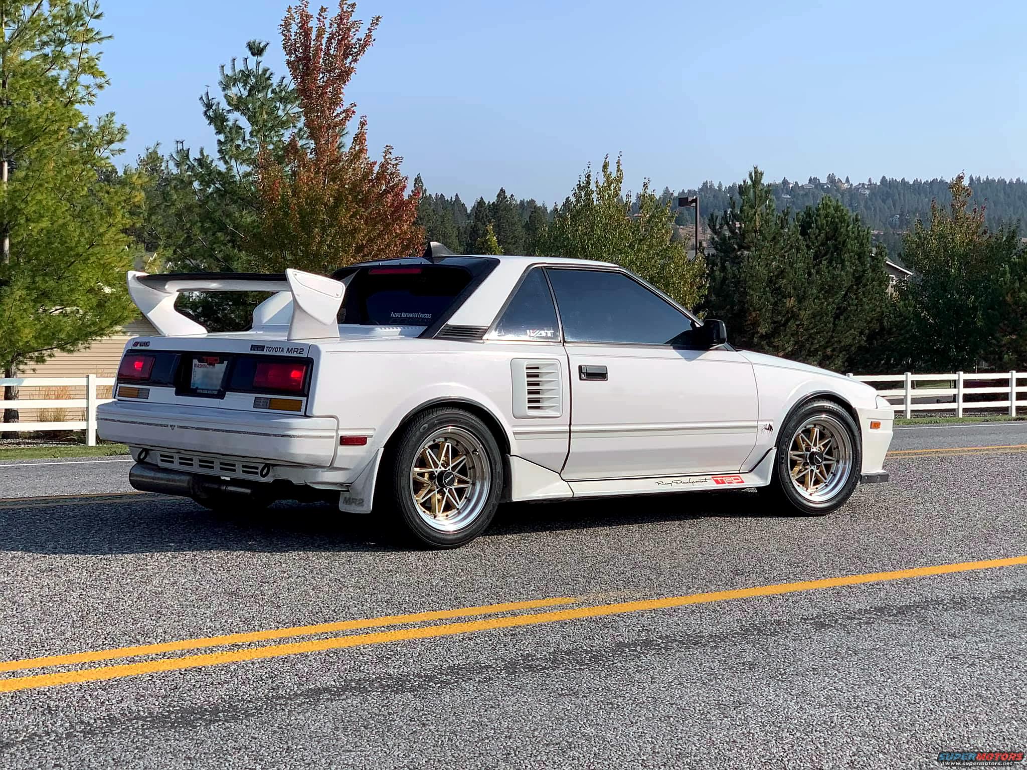 Toyota MR2
