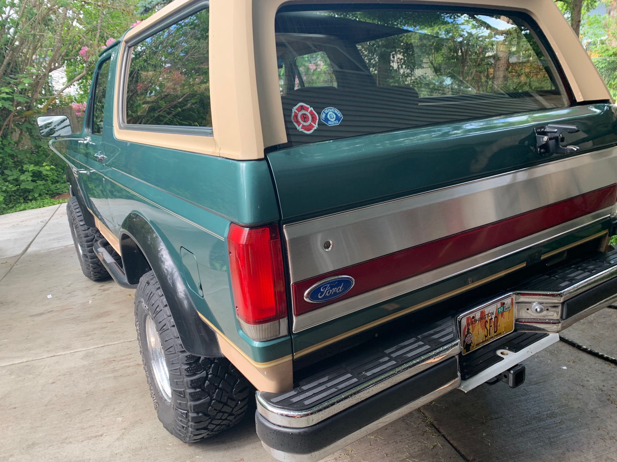 1990 Ford Bronco photo