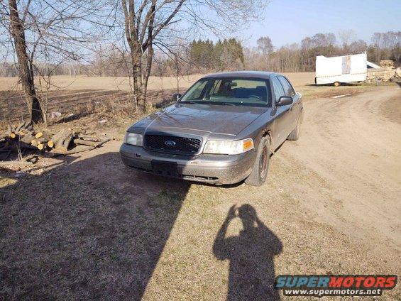 2005-crown-vic.jpg ShadowFax Front