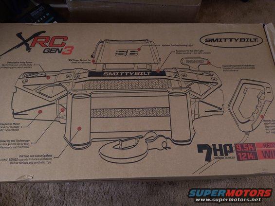 Smittybilt XRC Gen 3 winch diagram with labels for features like motor, fairlead, and remote control