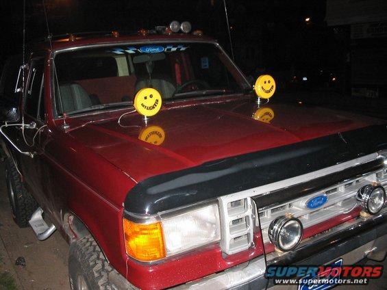 107_0775.jpg it may look kinda silly at first, but I'll tell ya, the daylighters work AWESOME on the hood.