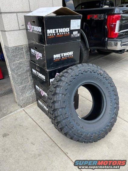 tire2.jpg 