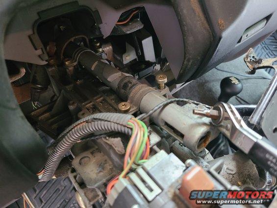 6shifttubed.jpg The shifter bushings are new, and glued into place. The boot has also been replaced.

[url=https://www.supermotors.net/registry/media/701936][img]https://www.supermotors.net/getfile/701936/thumbnail/steeringcolumn92up.jpg[/img][/url]