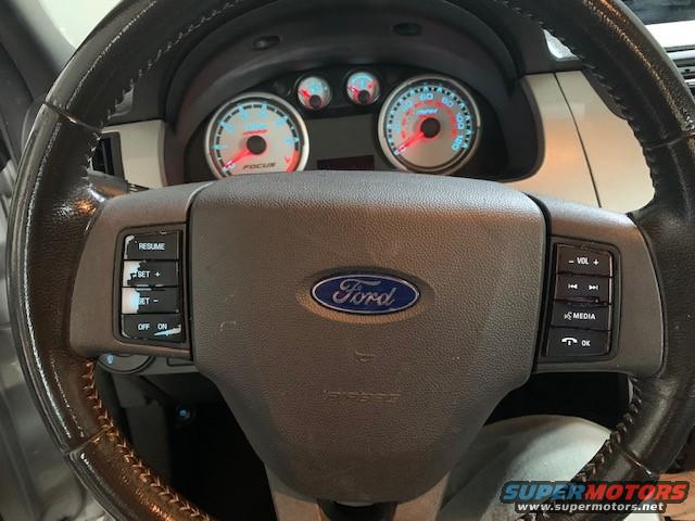 2008 Ford Focus photo