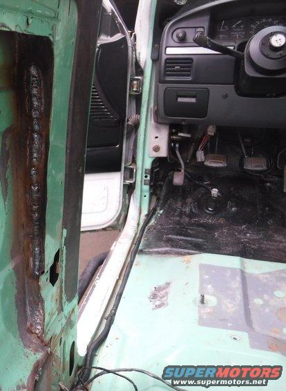 dscf3422--bpillar-bed-vertical-seam-welded.jpg Getting into some of the tough spots ... this seemed like a pretty important seam to reinforce.