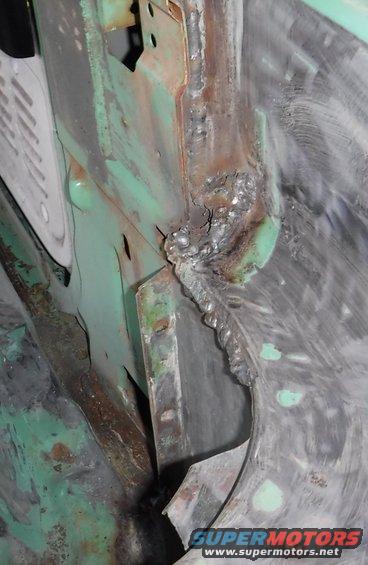 dscf3450--pass-bed-vertical-seam-bottom-fractures-welded.jpg Ditto on the passenger side.