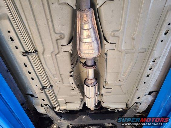 20211122_122544.jpg Underbody & exhaust no apparent problems