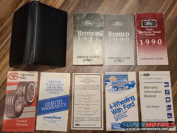 manuals90b22.jpg '90 Bronco Owner's Manual Set with flap case
IF THE IMAGE IS TOO SMALL, click it.