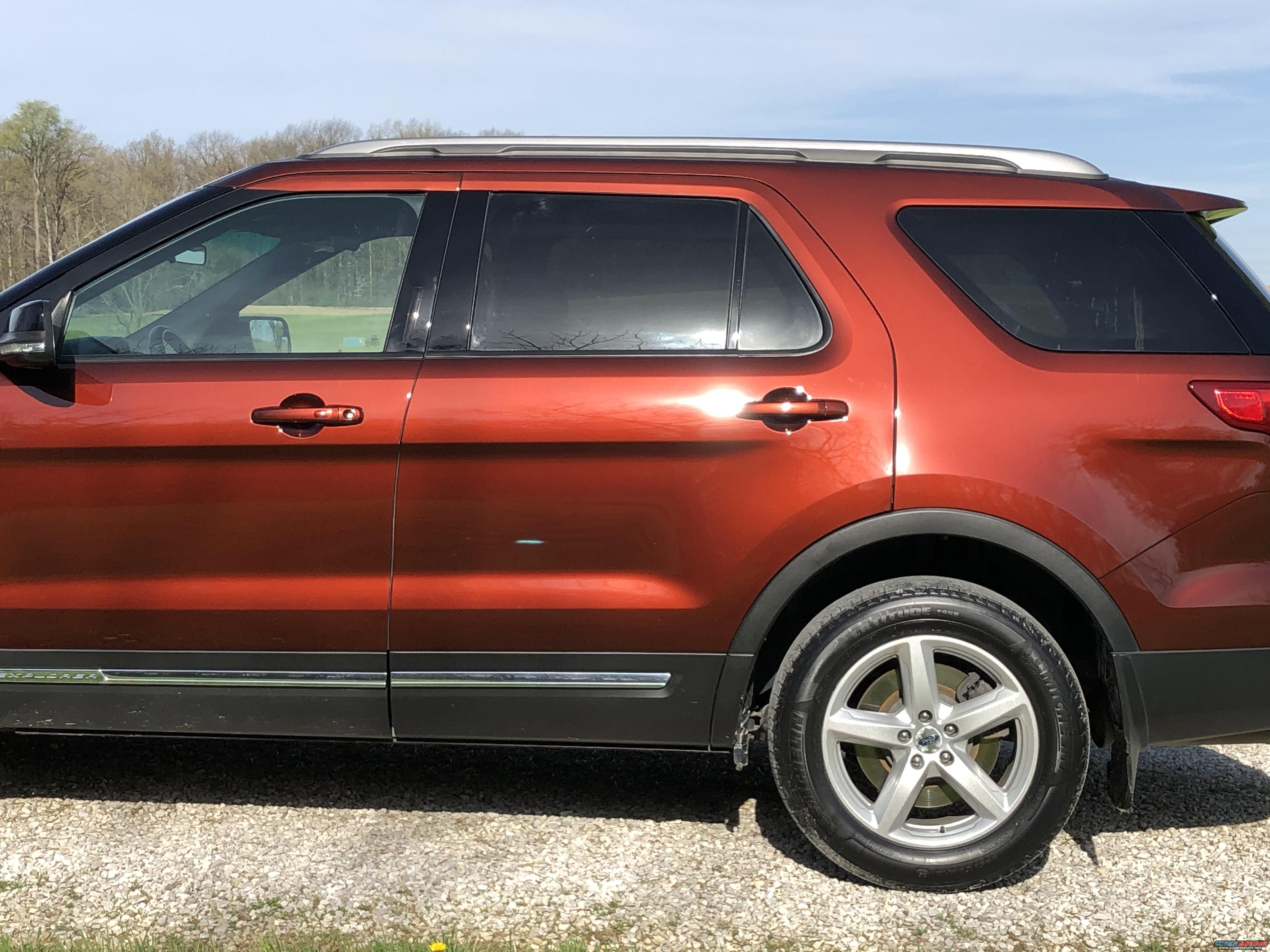 2016 Ford Explorer photo