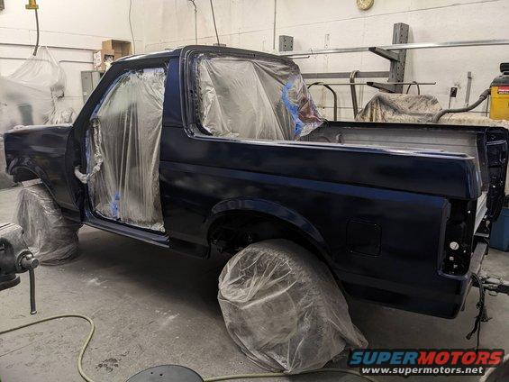pxl_20220312_141601831.jpg Paint. Black Base. Midnight Blue Pearl added to 1st Clear.