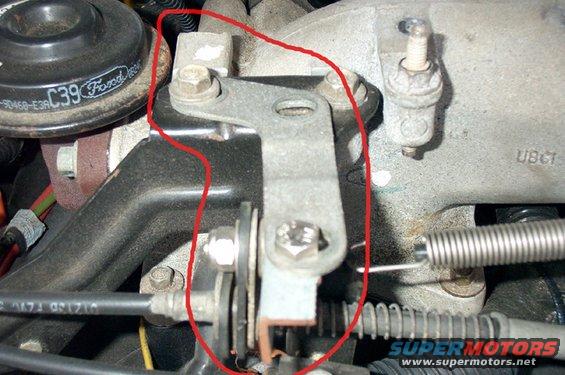 dcp_5825.jpg Throttle cable top view