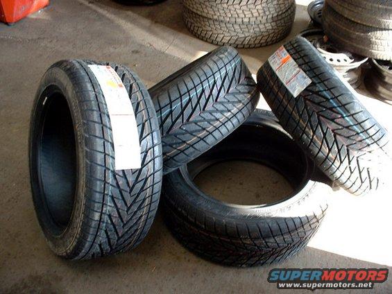 Firestone Firehawks SZ50 EP : 255/45ZR17.
(2003-2005)