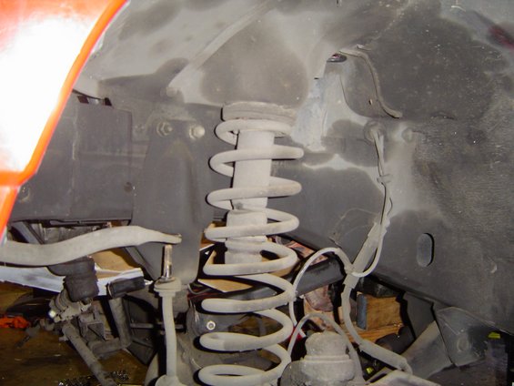 2-inch-bb-lift-014.jpg Drivers side