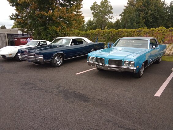 img_20230826_173513364.jpg August 26, 2023 next to a 1970 Olds 98... Which car looks bigger? This is the first show I was in for the year!!  The Olds guy told me he puts in racing gas too!