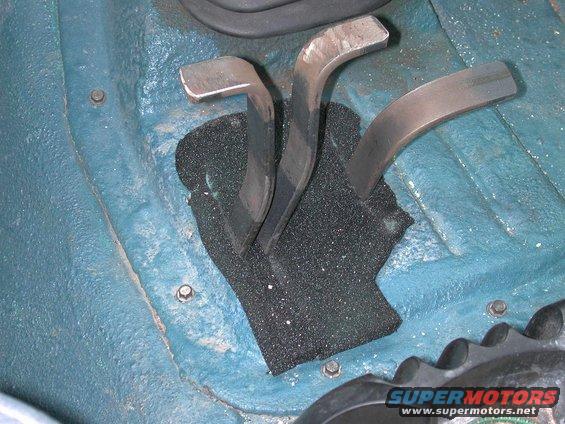 dscn1663.jpg from left to right, front output on 205, rear output on 205, 203 range box.  all 3 in nuetral