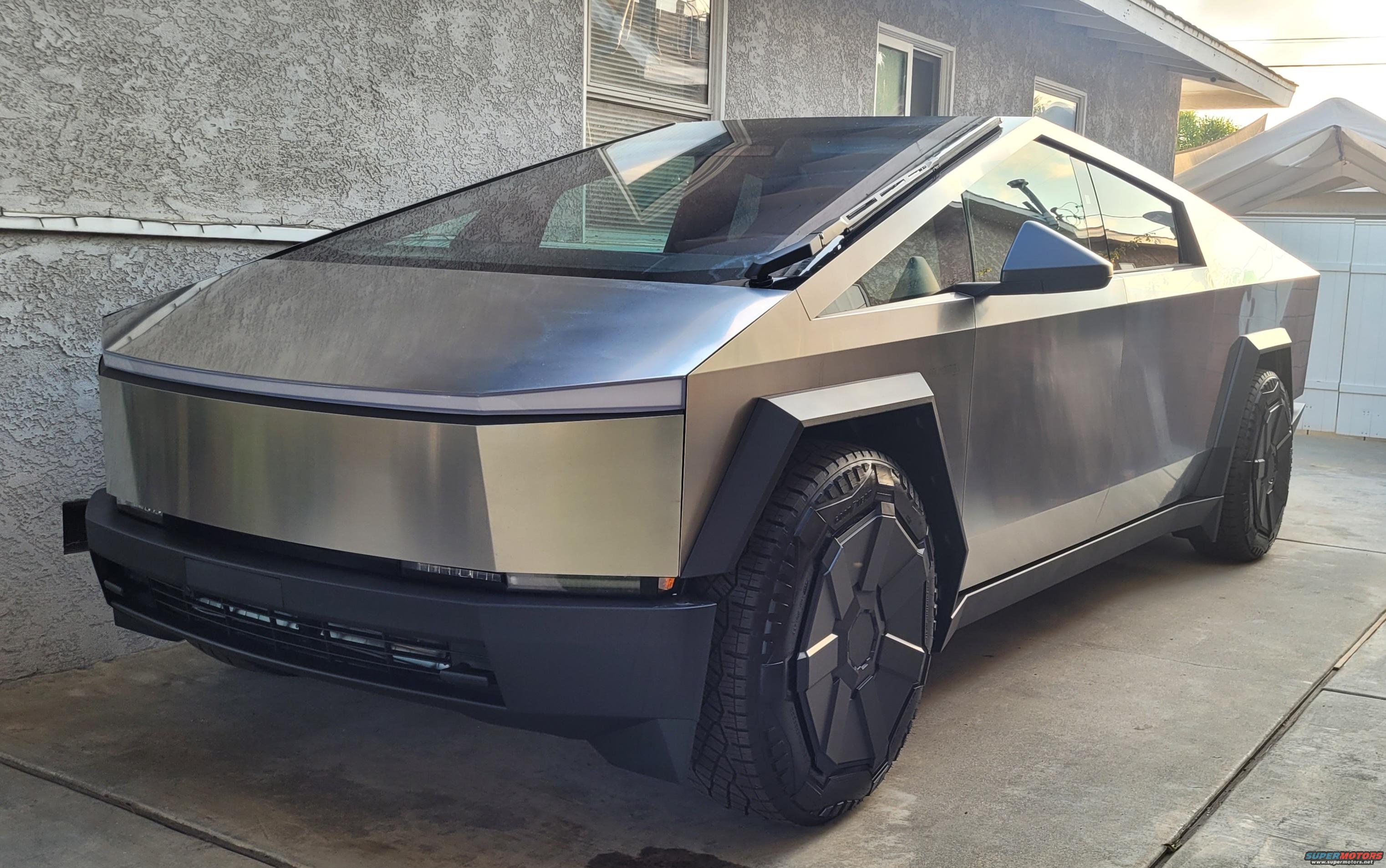 Tesla Cybertruck