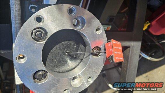 Wheel spacer with bolts and 3M VHB tape