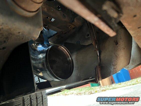 40-intake.jpg Air intake inlet.