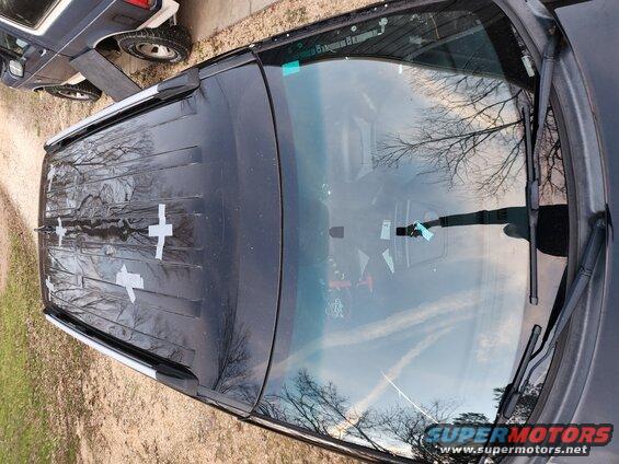 roofrack35.jpg It was very quick & easy to install.

Now, for those antenna holes...