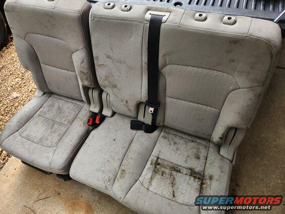 chairs03.jpg These came from a '17 XLT that had been hit so hard that the front passenger door & its opening were obliterated. The floor was wrinkled under both front seats, which couldn't be unbolted. But these came out fairly easily.
IF THE IMAGE IS TOO SMALL, click it.