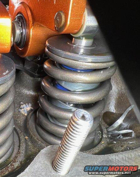 53-floating-seal.jpg #8 intake seal floating.