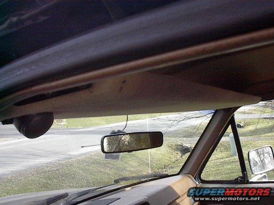 picture-067.jpg Awful handy storage area, good mounting platform for two of the 4 tweeters and out of sight to boot.