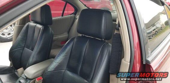 2002 Pontiac Grand Prix interior front seats