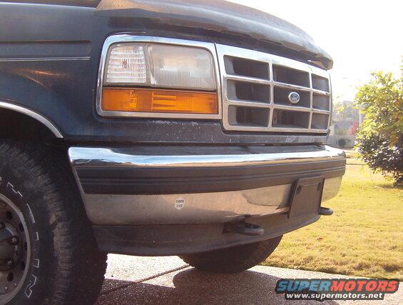 93btoweyeu.jpg They're very subtle, but very functional; both as front recovery points, and also as steps. Other than folding down 2 flaps of the plastic air dam, the truck is not modified in any way, and no additional fasteners are needed. The only new fasteners are those for the recovery eyes.

F65A17A954BA - Cast Aluminum (6 lbs/pr) '97-99
[url=https://www.amazon.com/dp/B00394TD2K]F85Z17A954CA[/url]/F85A17A954CA - Cast steel (13 lbs/pr) '97-04
[url=https://www.amazon.com/dp/B009JMDA5C]6L3Z17A954AA[/url] - Fabricated steel (12 lbs/pr) '04-14
[url=https://www.amazon.com/dp/B0F4DBHNVB]FL3Z17A954C[/url]/[url=https://www.amazon.com/dp/B000O0P344]7L1Z17A954AA[/url]/FL3Z17A954E/FL3Z17N808A - short steel (7.5 lbs/pr) '07-20
[url=https://www.amazon.com/dp/B07X1XC684]FL3Z17A954D[/url] - short chromed steel
[url=https://www.amazon.com/dp/B0DRD4SBBY]FL3Z17N808A[/url] - short red steel
[url=https://www.amazon.com/dp/B0BXY5SHH5]M-18954-F15B[/url] - short blue steel
[url=https://www.amazon.com/dp/B0FPWZZYNS]Imported hooked 3/4" shackle mounts[/url] (10 lbs/pr)

Torque bolts to 59 lb-ft (78 Nm)

See also:
[url=https://www.supermotors.net/registry/media/1174899][img]https://www.supermotors.net/getfile/1174899/thumbnail/toweyes-cmpr.jpg[/img][/url] . [url=https://www.supermotors.net/registry/media/1174909][img]https://www.supermotors.net/getfile/1174909/thumbnail/airdamcut.jpg[/img][/url] . [url=https://www.supermotors.net/registry/media/1174910][img]https://www.supermotors.net/getfile/1174910/thumbnail/airdamslots.jpg[/img][/url]