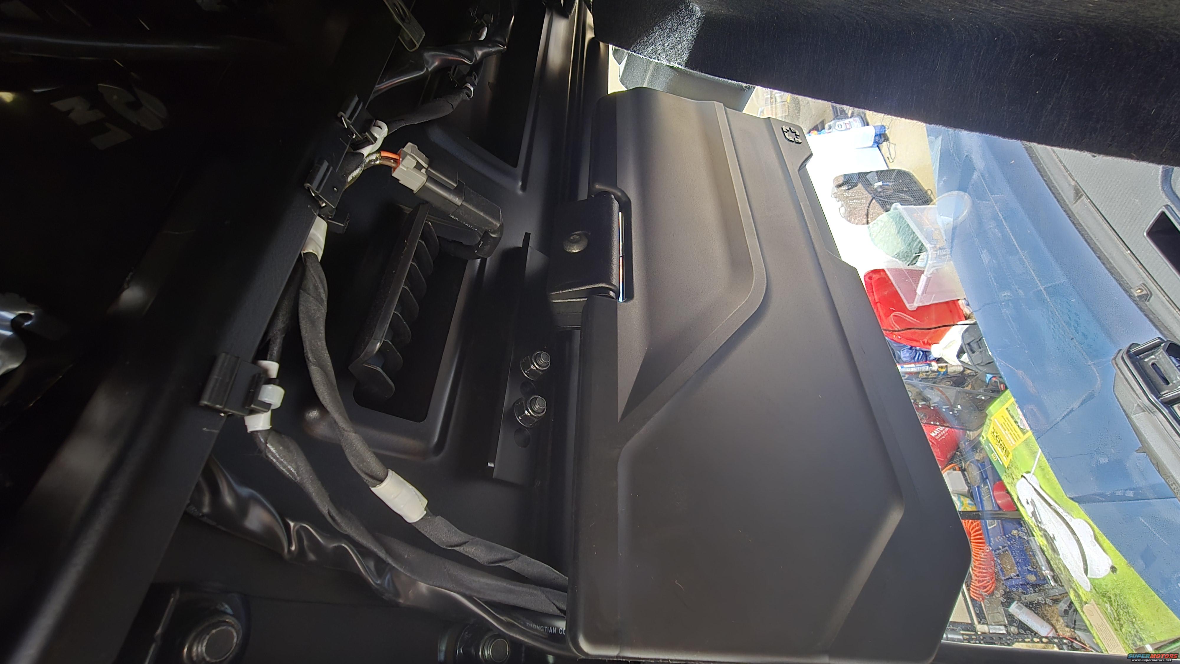 2025 Polaris RANGER photo