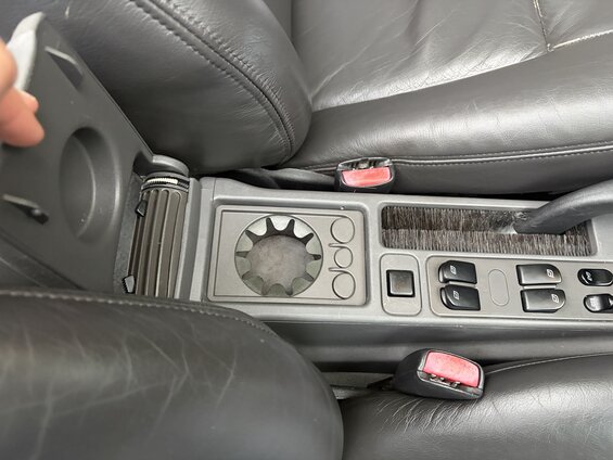 2001 Ford Crown Victoria photo
