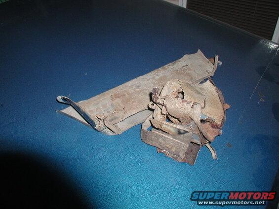 About 5lbs of rusty, dirty metal.