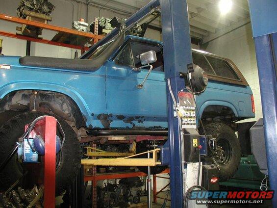 Left side mounted.