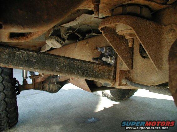 Definately need that lower bolt on each leg.