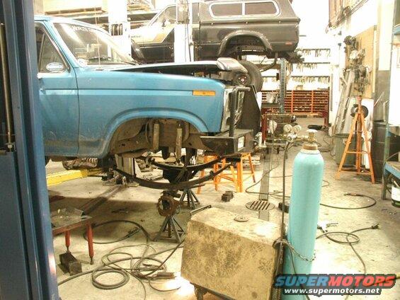 Here is everything tacked in place with the vehicle weight on the 4" springs.