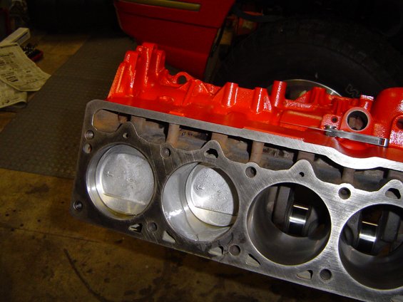 engine-reassembly-048.jpg 2 are in now