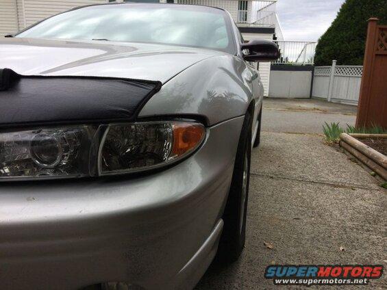 Aftermarket headlight housings, stock brackets and aftermarket clear corners. Sag same as clear corners.