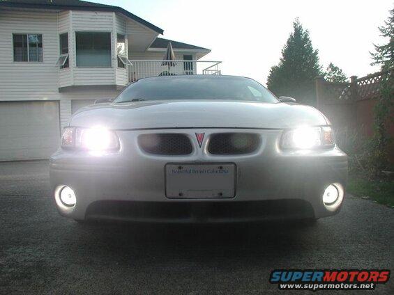 5000K headlights, 5000K fog lights.