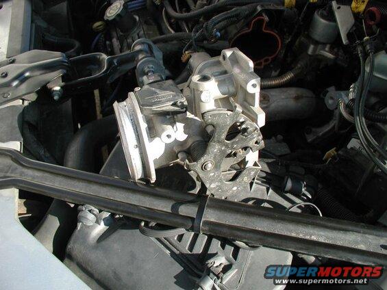 Admire how dirty the throttle body is.