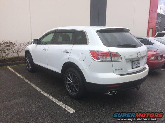 White 2009 Mazda CX-9 rear passenger side view